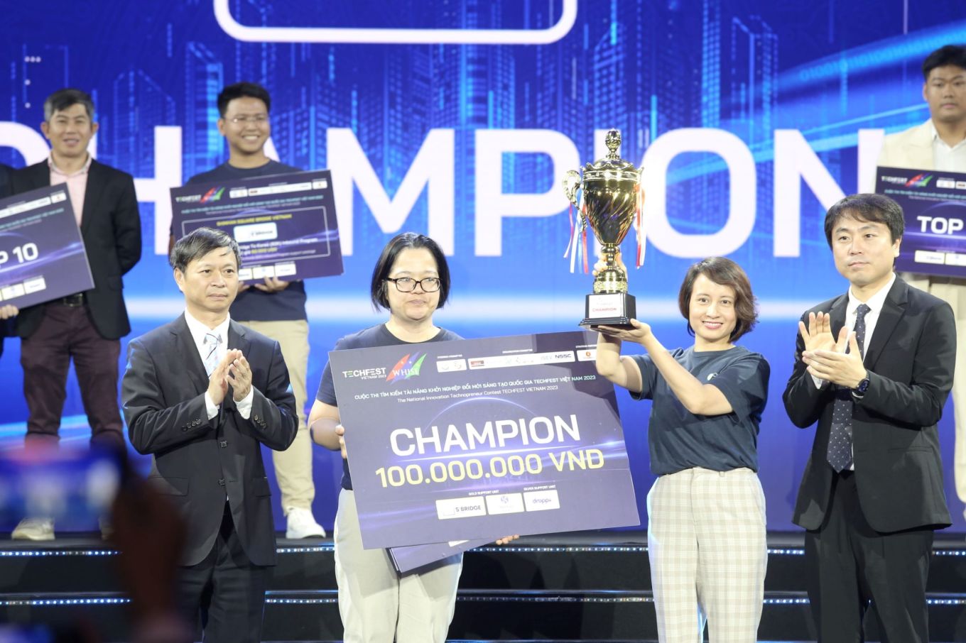BUYO Bioplastics BECOMES THE CHAMPION OF TECHFEST VIETNAM 2023